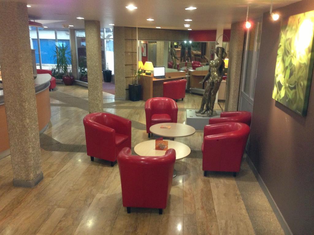 Hotel Sarcelles Flanades Exterior foto